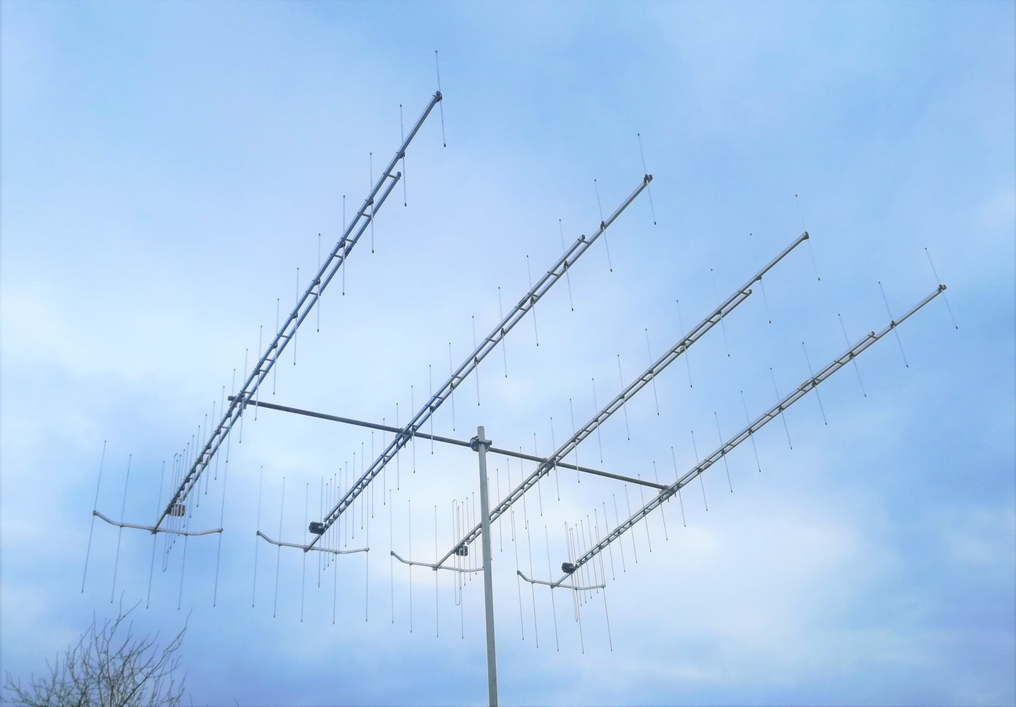 4 x XmuX 25Y DAB+ ExcelenT